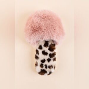 Shiraleah Vail Leopard Slippers